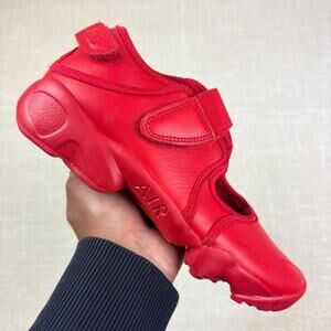 🔥 Nike Air Rift “Fire Red” 5W